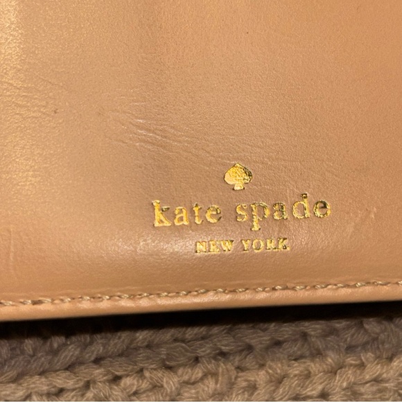 Kate Spade Black Southport Avenue Sandra Leather Wallet - Picture 10 of 15